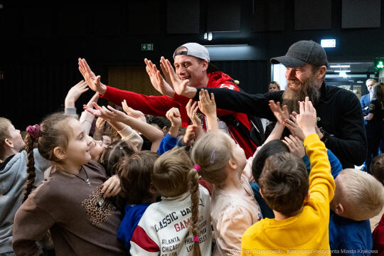 Miszalski, zdjęcia, smartfon, przedstawienie, Straż Miejska, profilaktyka, Centrum Kultury Podgór