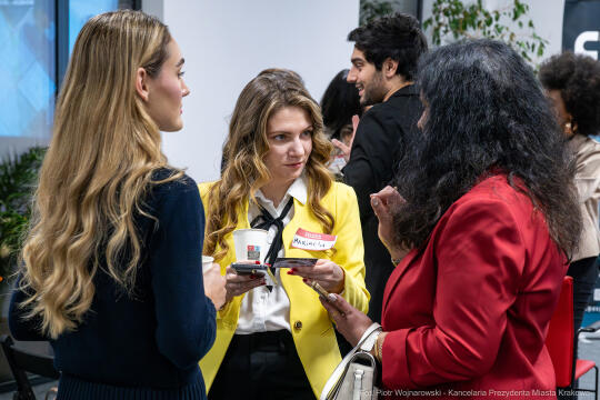 Expats in Business, zdjęcia, spotkanie, Centrum Wielokulturowe, Ewelina Pytel, biznes, Kandaka Dua,