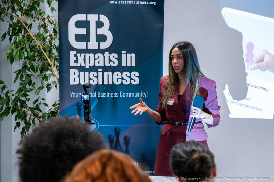 Expats in Business, zdjęcia, spotkanie, Centrum Wielokulturowe, Ewelina Pytel, biznes, Kandaka Dua,