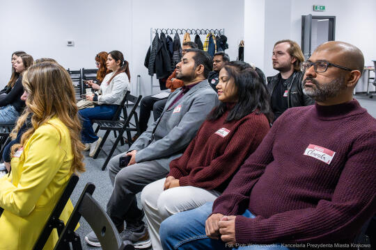 Expats in Business, zdjęcia, spotkanie, Centrum Wielokulturowe, Ewelina Pytel, biznes, Kandaka Dua,