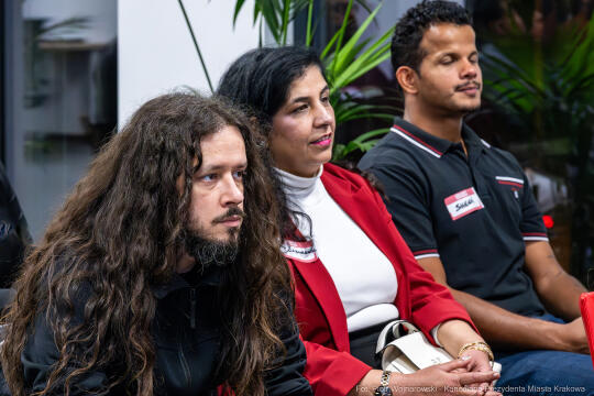 Expats in Business, zdjęcia, spotkanie, Centrum Wielokulturowe, Ewelina Pytel, biznes, Kandaka Dua,