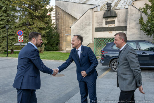 PW_453001_fot. Piotr Wojnarowski.jpg-Miszalski, AWF, AKF zdjęcia, sport, kluby, spotkanie