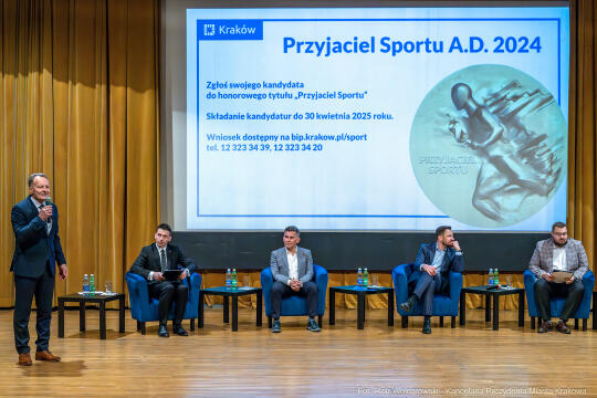 PW_453004_fot. Piotr Wojnarowski.jpg-Miszalski, AWF, AKF zdjęcia, sport, kluby, spotkanie