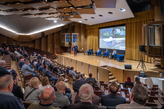 PW_453005_fot. Piotr Wojnarowski.jpg-Miszalski, AWF, AKF zdjęcia, sport, kluby, spotkanie