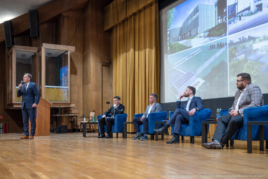 PW_453013_fot. Piotr Wojnarowski.jpg-Miszalski, AWF, AKF zdjęcia, sport, kluby, spotkanie