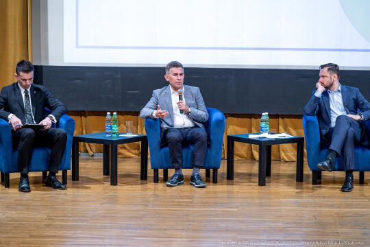 PW_453041_fot. Piotr Wojnarowski.jpg-Miszalski, AWF, AKF zdjęcia, sport, kluby, spotkanie