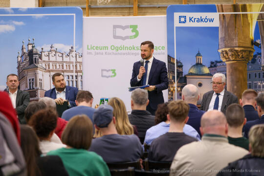 BS-250403-BSK_0296.jpg-Miszalski, Ławka Dialogu, Bieńczyce, Mazur, Sęk, mieszkańcy