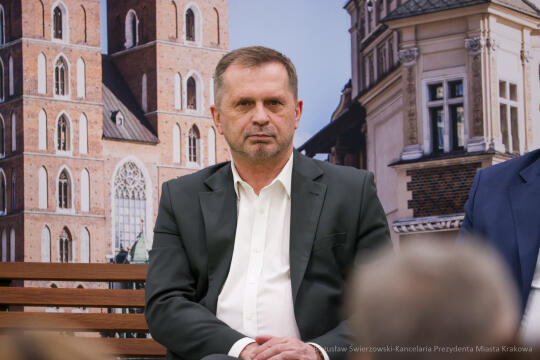 BS-250403-BSK_0478.jpg-Miszalski, Ławka Dialogu, Bieńczyce, Mazur, Sęk, mieszkańcy