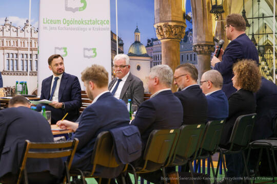 BS-250403-BSK_0542.jpg-Miszalski, Ławka Dialogu, Bieńczyce, Mazur, Sęk, mieszkańcy