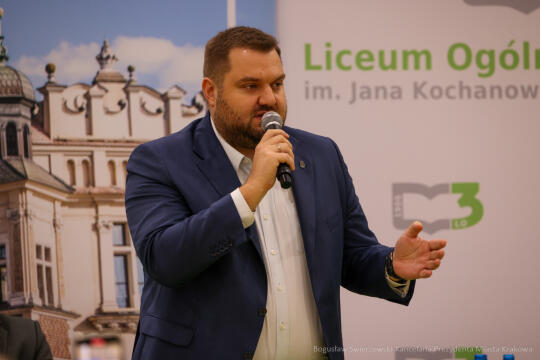 BS-250403-BSK_0594.jpg-Miszalski, Ławka Dialogu, Bieńczyce, Mazur, Sęk, mieszkańcy