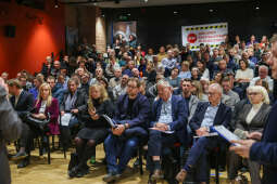 Ławka dialogu na Klinach