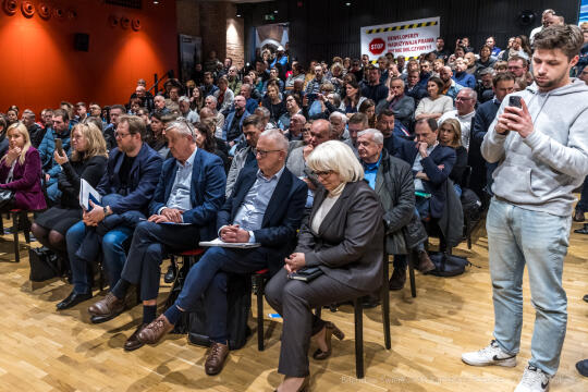 BS-250410-BSK_5754.jpg-Ławka Dialogu, Miszalski, Sęk