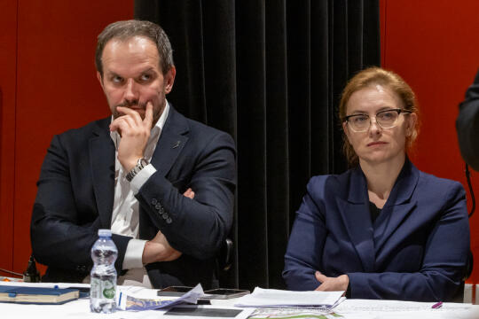 BS-250410-BSK_6287.jpg-Ławka Dialogu, Miszalski, Sęk