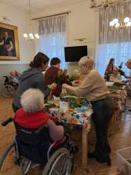 q_n.jpg-Przygotowania do Niedzieli Palmowej 2025 na Helclów.