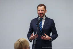 BS-250412-BSK_7346.jpg-Prawa Zwierząt, Miszalski, Konferencja