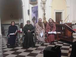 482841293_700410722530100_4022790360734995618_n.jpg-Inscenizacja Drogi Krzyżowej na Helclów.