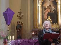 488882680_945351140829495_5027142930535434412_n.jpg-Inscenizacja Drogi Krzyżowej na Helclów.