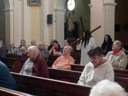 490991716_677807031321346_6964134025899964049_n.jpg-Inscenizacja Drogi Krzyżowej na Helclów.