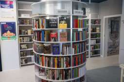 Jc5GHopI.jpeg-Nowa filia „Kosmos” Biblioteki Kraków