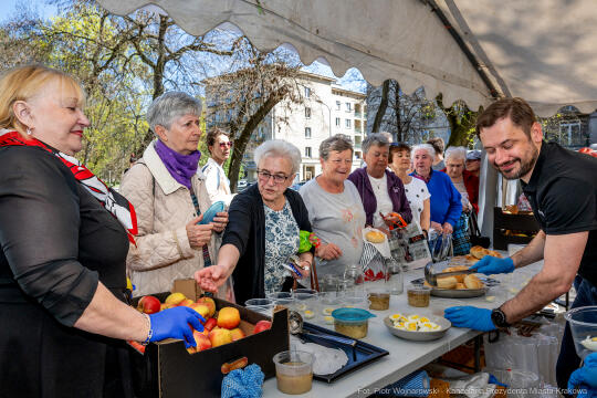 PW_466_009_fot. Piotr Wojnarowski.jpg-Miszalski, zdjęcia, żurek, Nowa Huta, Drabik, Wielkanoc