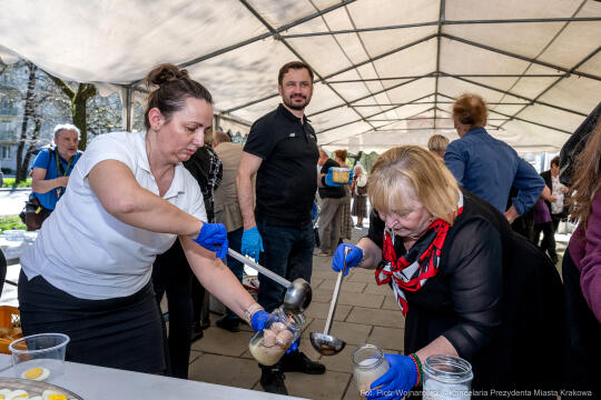 PW_466_014_fot. Piotr Wojnarowski.jpg-Miszalski, zdjęcia, żurek, Nowa Huta, Drabik, Wielkanoc