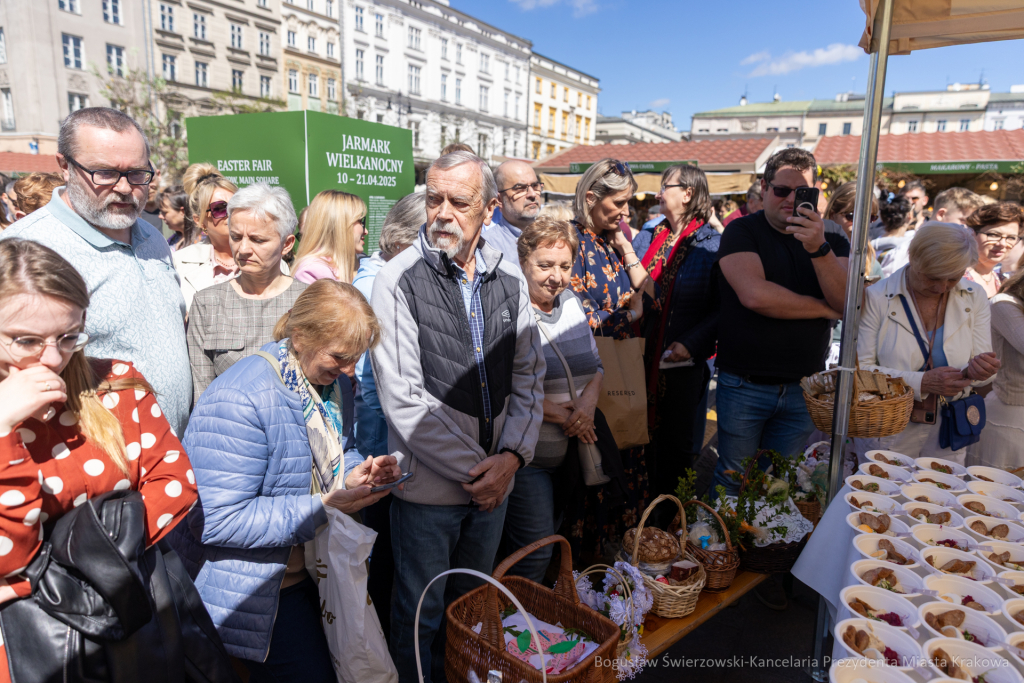 BS-250419-BSK_0490.jpg-Życzenia, Wielkanoc, Miszalski  Autor: B. Świerzowski
