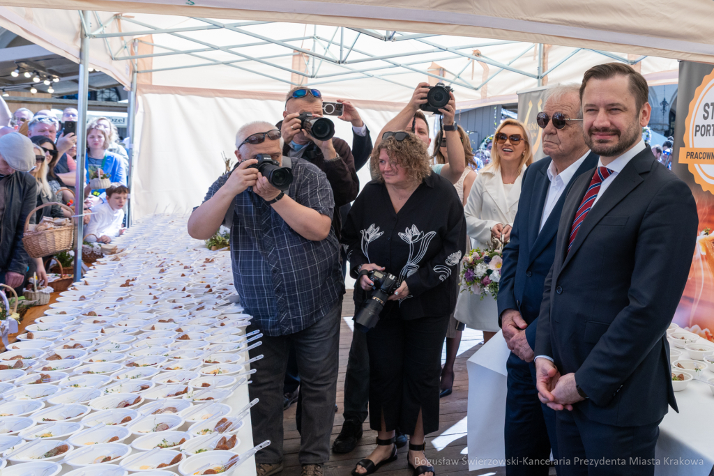 BS-250419-BSK_0567.jpg-Życzenia, Wielkanoc, Miszalski  Autor: B. Świerzowski
