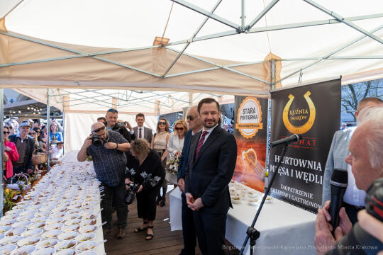 BS-250419-BSK_0578.jpg-Życzenia, Wielkanoc, Miszalski