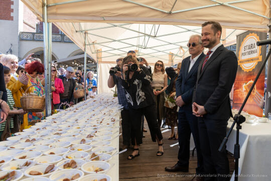 BS-250419-BSK_0589.jpg-Życzenia, Wielkanoc, Miszalski