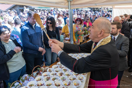 BS-250419-BSK_0720.jpg-Życzenia, Wielkanoc, Miszalski