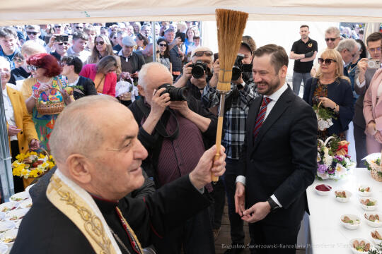 BS-250419-BSK_0732.jpg-Życzenia, Wielkanoc, Miszalski