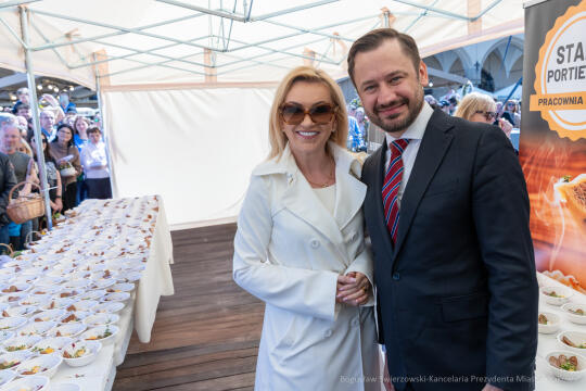 BS-250419-BSK_0751.jpg-Życzenia, Wielkanoc, Miszalski