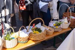 BS-250419-BSK_0488.jpg-Wielkanocne święcenie pokarmów na Rynku Głównym