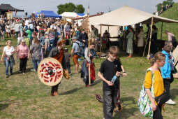 20250422-BSK_1408.jpg-Tradycyjne święto Rękawki na kopcu Krakusa 2025