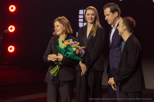 BS-250503-BSK_6549.jpg-OFF Camera,