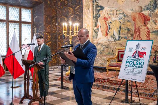 PW_477_043_fot. Piotr Wojnarowski.jpg-Szachy, Wawel, Sęk, Mistrzostwa Polski, otwarcie, wyróżnienia