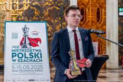 PW_477_055_fot. Piotr Wojnarowski.jpg-Szachy, Wawel, Sęk, Mistrzostwa Polski, otwarcie, wyróżnienia