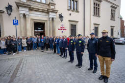 20250506-BSK_8261.jpg-Minutą ciszy Kraków uczcił pamięć tragicznie zmarłego lekarza