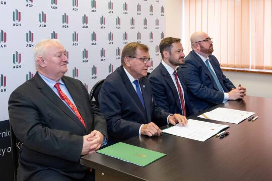 PW_480_007_fot. Piotr Wojnarowski.jpg-Miszalski, Lis, rektor, AGH, UMK, list intencyjny, Cyfronet