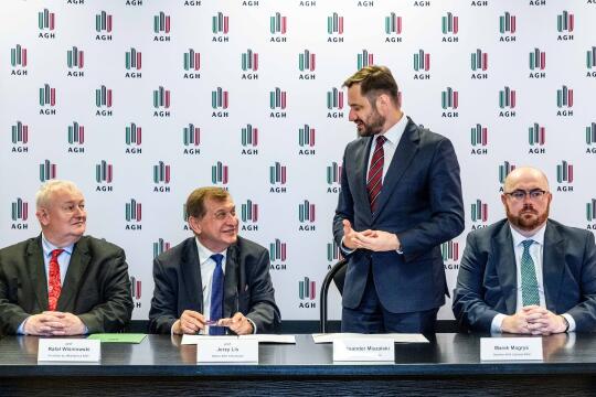 PW_480_011_fot. Piotr Wojnarowski.jpg-Miszalski, Lis, rektor, AGH, UMK, list intencyjny, Cyfronet