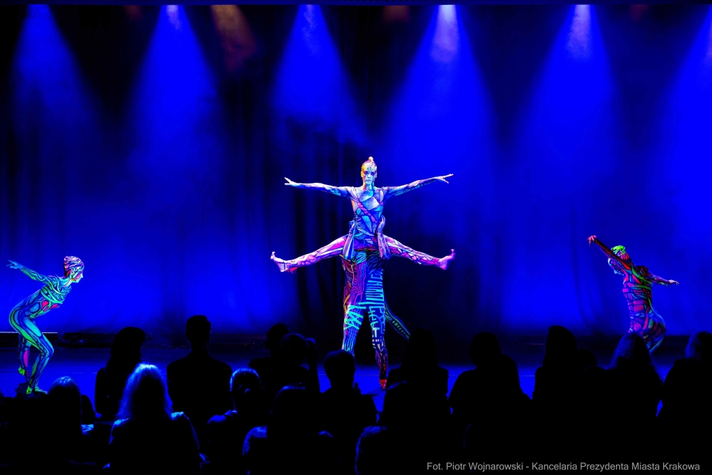PW_483_008_fot. Piotr Wojnarowski.jpg-Art Color Ballet, zdjęcia, występ, Manggha 
