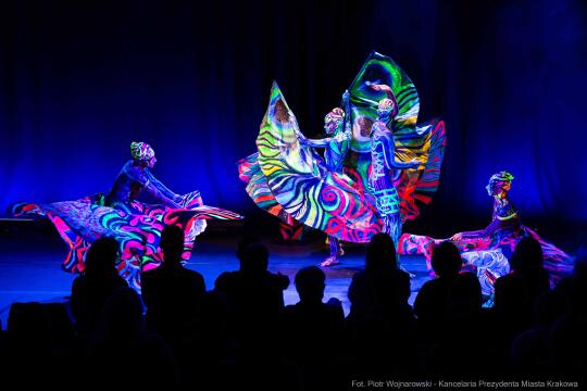 PW_483_020_fot. Piotr Wojnarowski.jpg-Art Color Ballet, zdjęcia, występ, Manggha