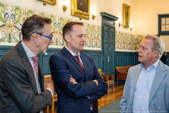 PW_485_002_fot. Piotr Wojnarowski.jpg-Mazur, spotkanie, Euroclear, współpraca