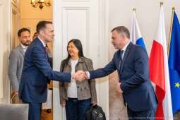 PW_485_005_fot. Piotr Wojnarowski.jpg-Mazur, spotkanie, Euroclear, współpraca