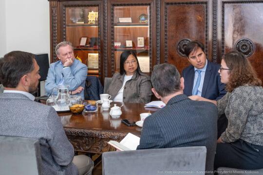 PW_485_012_fot. Piotr Wojnarowski.jpg-Mazur, spotkanie, Euroclear, współpraca