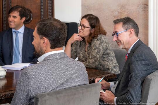 PW_485_016_fot. Piotr Wojnarowski.jpg-Mazur, spotkanie, Euroclear, współpraca