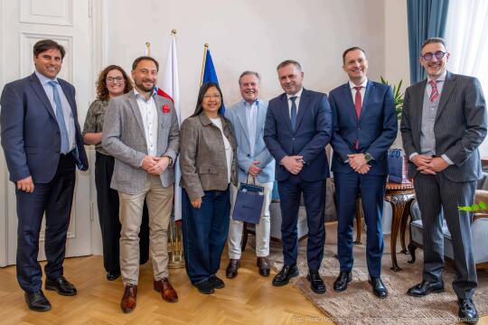 PW_485_023_fot. Piotr Wojnarowski.jpg-Mazur, spotkanie, Euroclear, współpraca