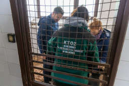 20250517-BSK_3847.jpg-Spacer prezydenta z psami ze schroniska