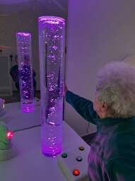 7Wwq5QT8.jpg-Nowe Sale Doświadczenia Świata na Helclów.