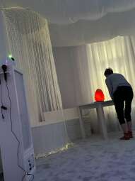 8OZ_S_hE.jpg-Nowe Sale Doświadczenia Świata na Helclów.